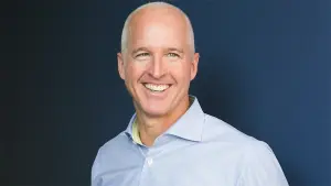 Veteran awarded the Bronze Star starts GOP run for governor of Massachusetts