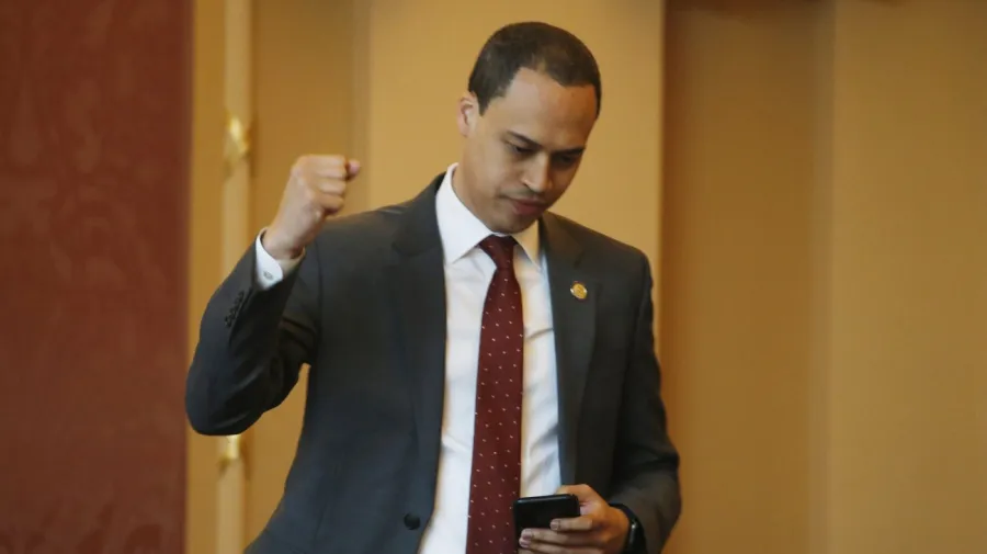 Virginia AG candidate in hot water after troubling texts emerge