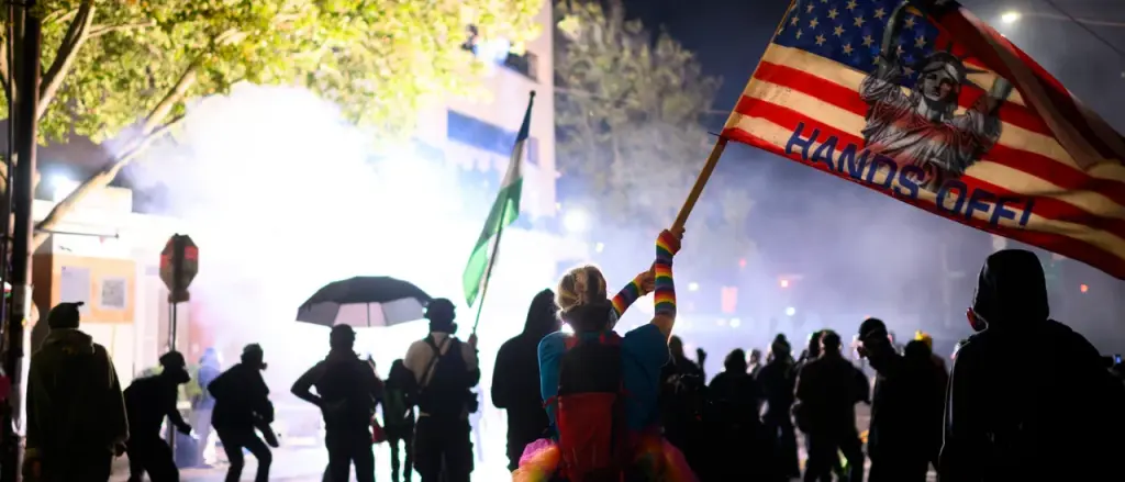 Vlogger from abroad Visits Portland First on US Tour, Quickly Wishes They Hadn't