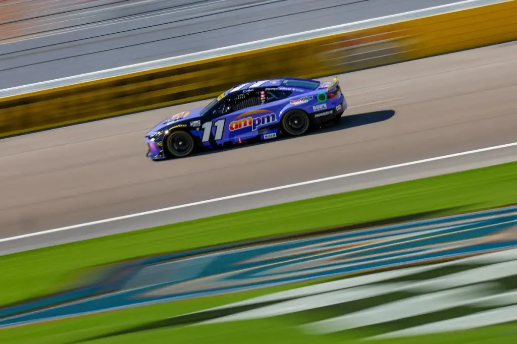 Ways to watch the NASCAR YellaWood 500 in Talladega at no cost