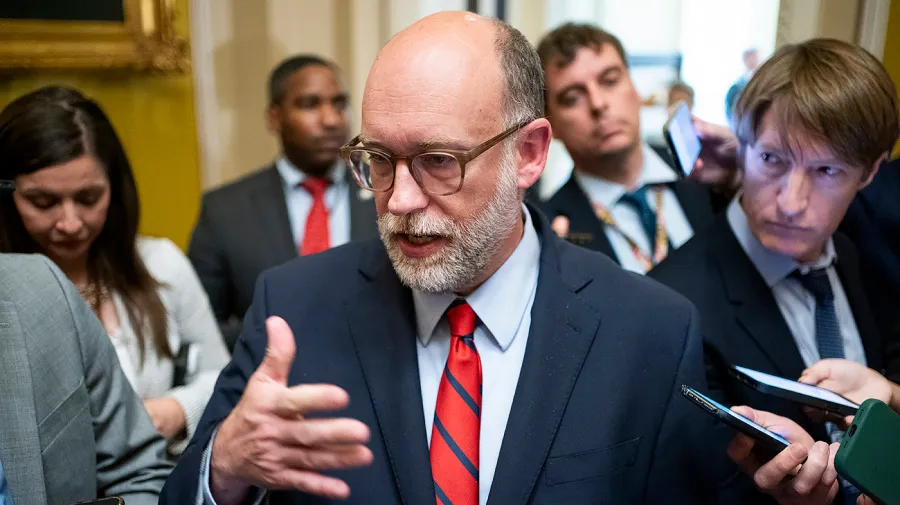 Here's when members of military, federal workers will miss first paycheck during shutdown