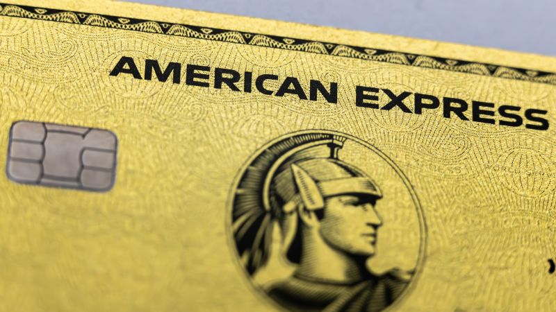 Why top credit cards are competing for wealthy customers