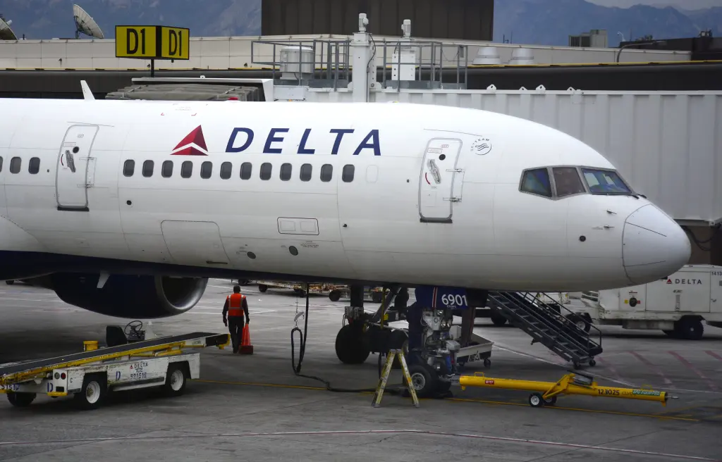 Woman charged with sexually assaulting Delta worker before departure from Salt Lake City