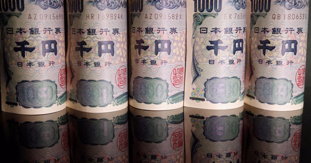 Yen weakens as Takaichi, with a soft approach, is poised to become Japan's Prime Minister; Australian dollar rises.
