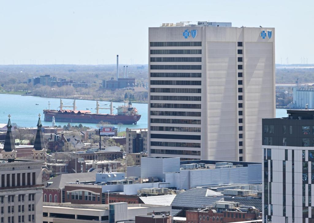 200,000 people in Michigan losing health insurance coverage from three providers