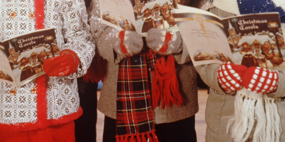 58-year-old man threatens 12-year-old girls with a gun while they sing Christmas carols door-to-door, police report