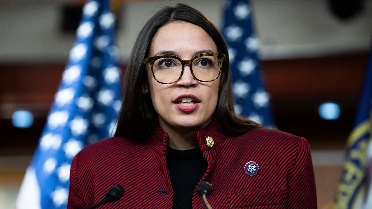AOC speaks out on the meeting between Trump and Mamdani as the new mayor gets ready to assume office