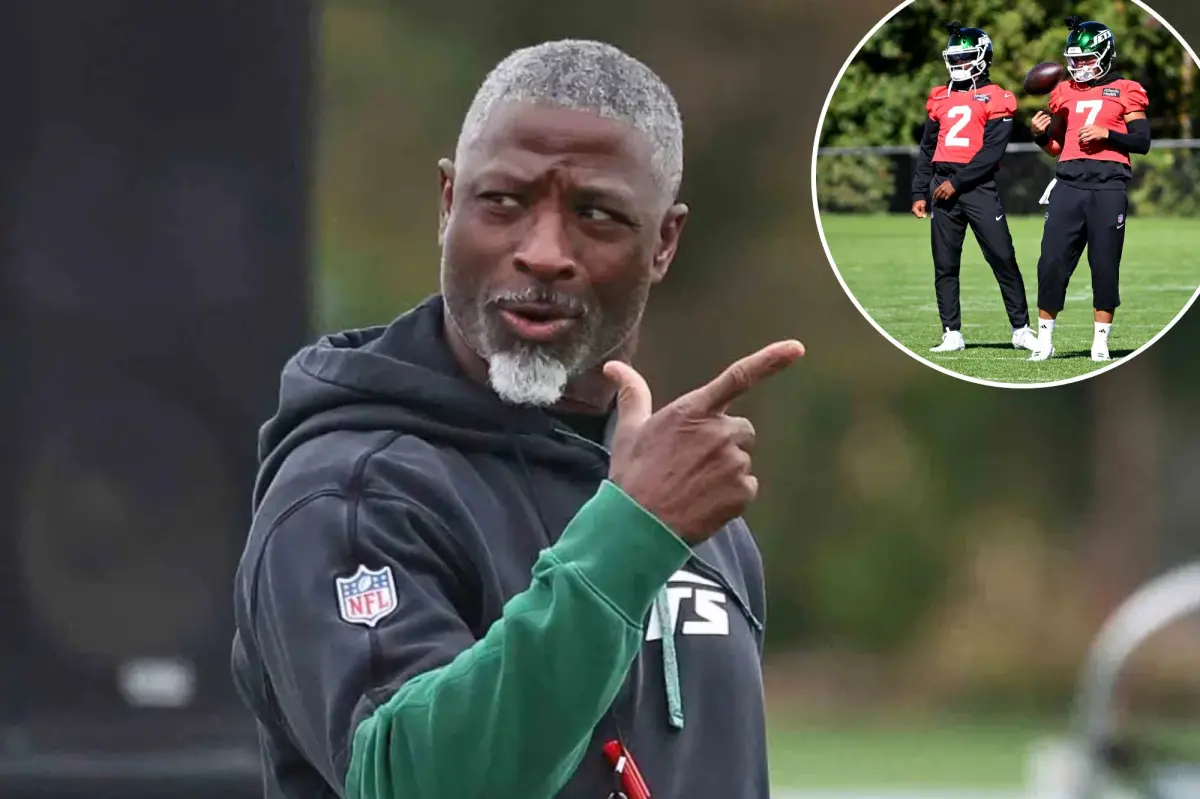 Aaron Glenn continues to uphold the secrecy around the Jets' starting quarterback.