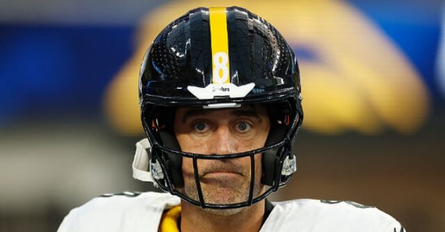 Aaron Rodgers Offers Candid Evaluation Following SNF Disaster