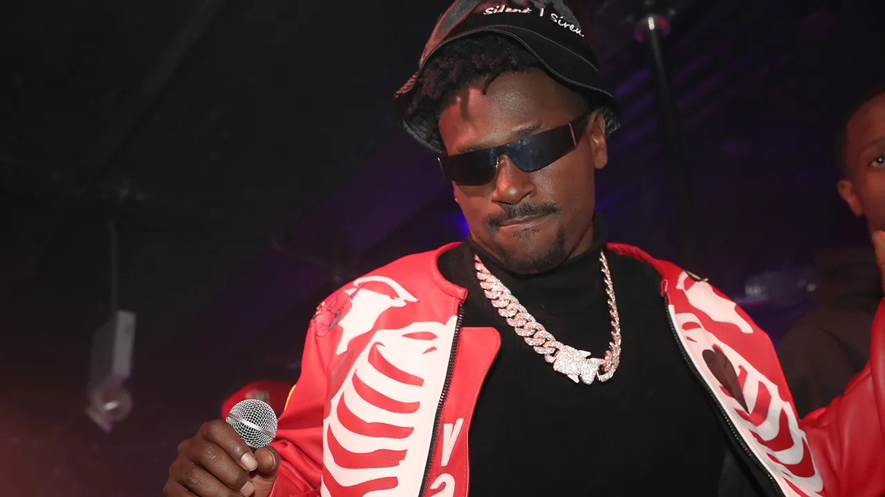 Antonio Brown pleads not guilty to charges of attempted murder related to a shooting in Miami.