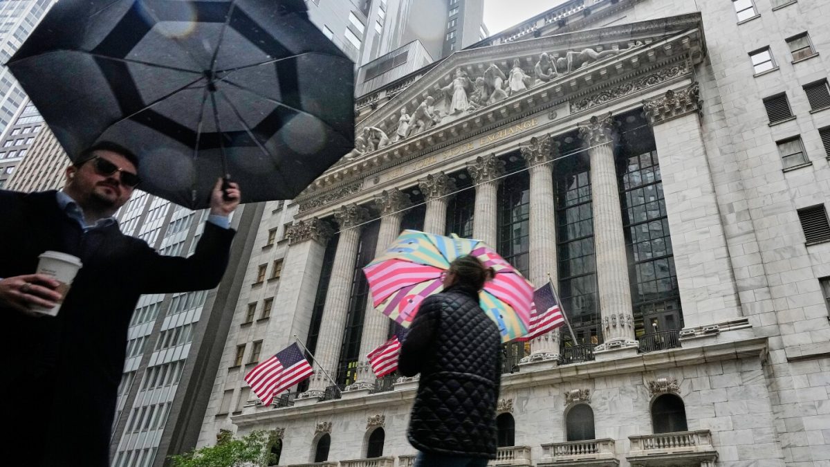 Asian stocks rise, driven by technology shares, following another week of gains for Wall Street