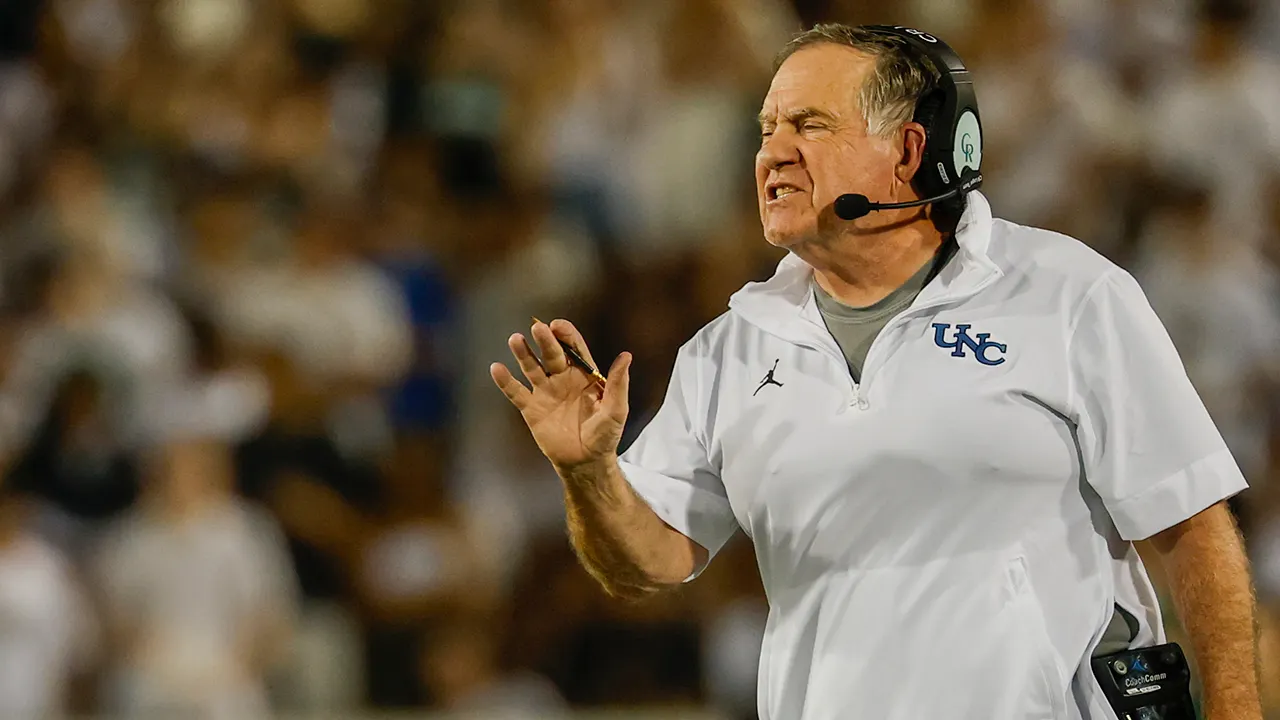 Belichick states he will not seek the Giants position or any other NFL head coaching role.