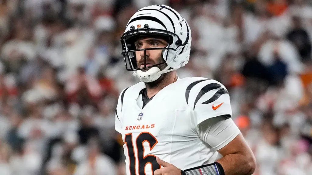 Bengals' Joe Flacco states he is not concerned about Joe Burrow's comeback