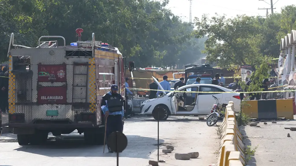 Bombings in India and Pakistan happen within a day of each other, resulting in 20 deaths.