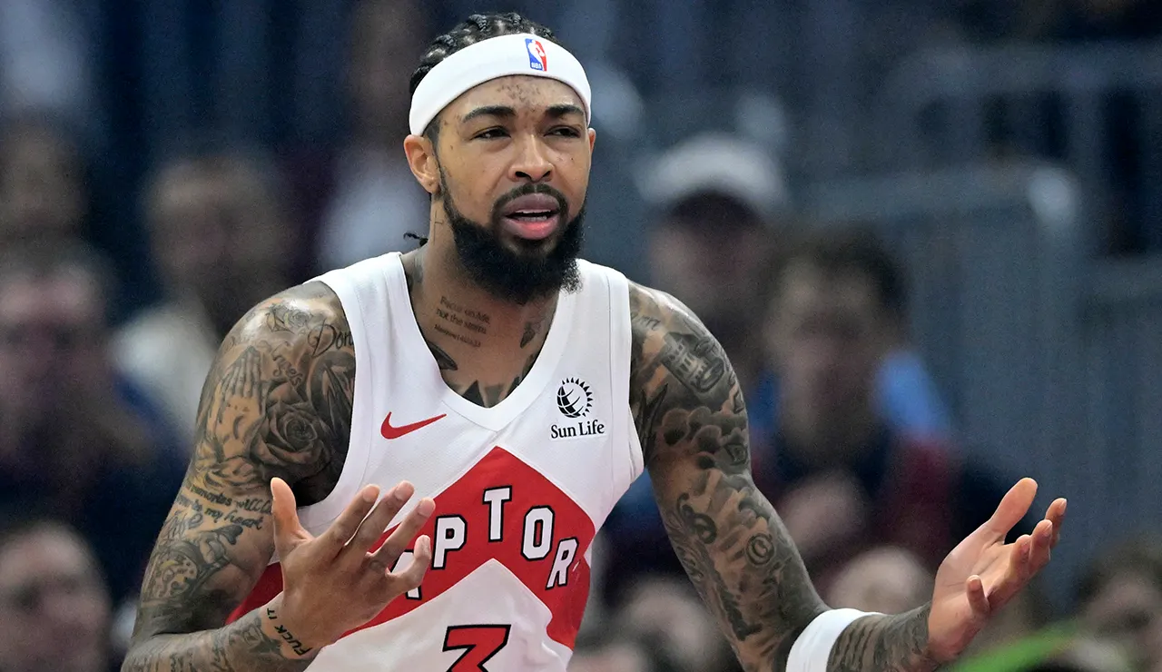 Brandon Ingram of the Raptors fined $25,000 for throwing a water bottle, hitting a staff member.