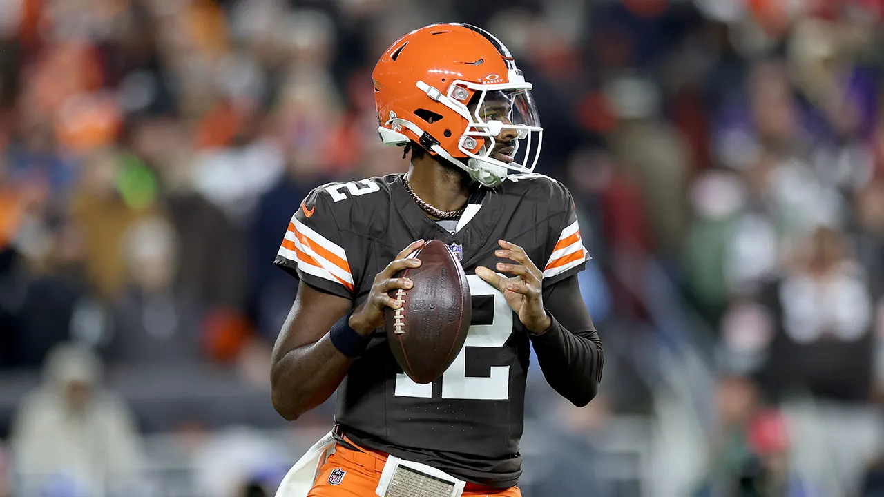 Browns' Shedeur Sanders is said to be starting against the Raiders