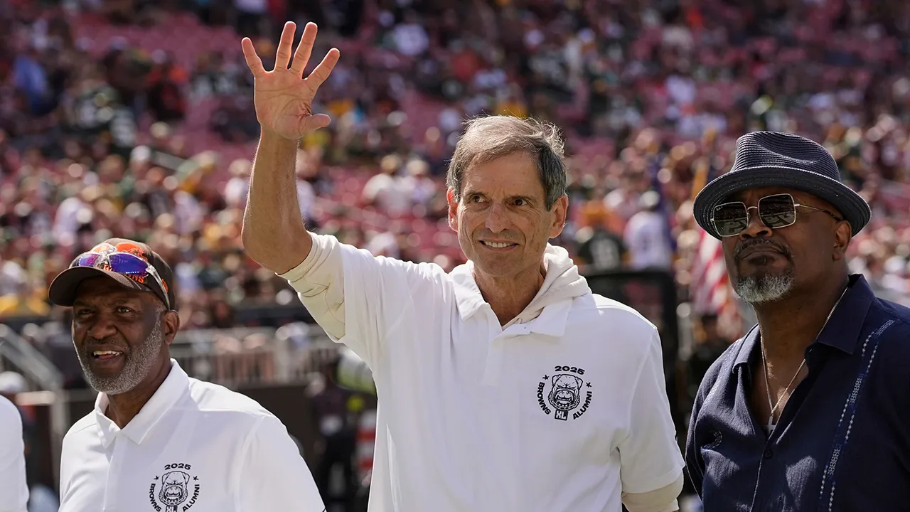 Browns legend Bernie Kosar receives a new liver