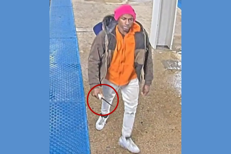 Chicago police are looking for a suspect in the random stabbing of a 27-year-old woman.