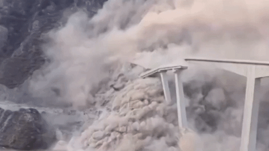 Chinese bridge falls in Sichuan Province close to highway work