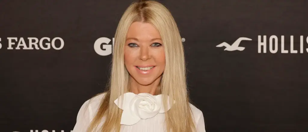 Concerning video captures Tara Reid being hurried to the hospital after reportedly being drugged.