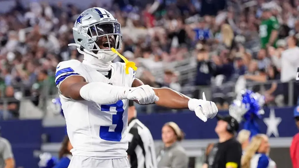 Cowboys' George Pickens catches Jerry Jones' attention