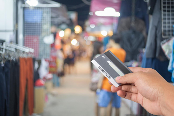 Credit card usage is expected to stay low in the fourth quarter.