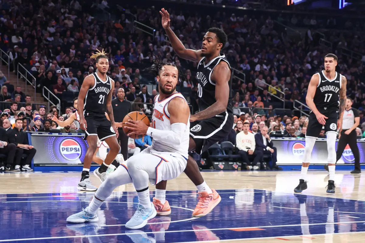 Day'Ron Sharpe leaves Nets' rivalry game due to hamstring tightness