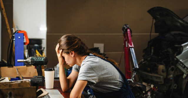 Decreasing Profits Weaken Small Business Confidence in October