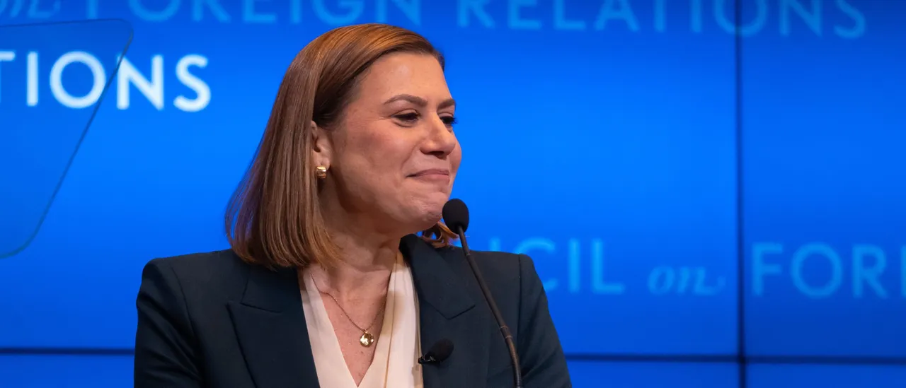 Democrats Urge Military and CIA Personnel to Oppose Trump Administration