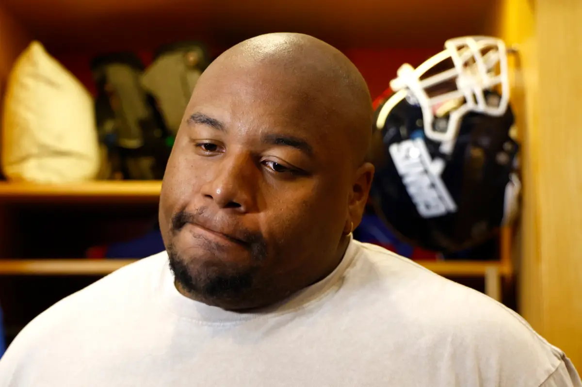 Dexter Lawrence's view on outside distractions is evident as the Giants continue to struggle.