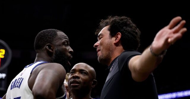 Draymond Green of the Warriors Addresses Fan Who Refers to Him as Angel Reese