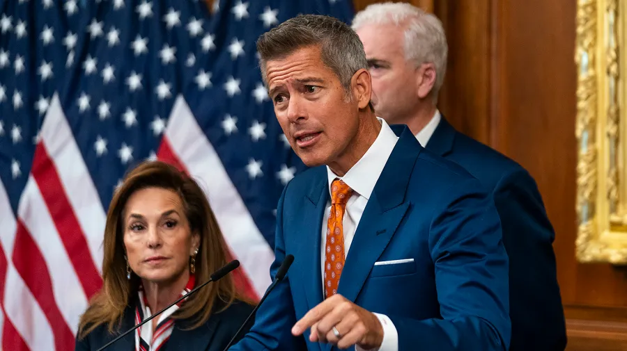 Duffy: Travel will be difficult for people if the shutdown extends into Thanksgiving