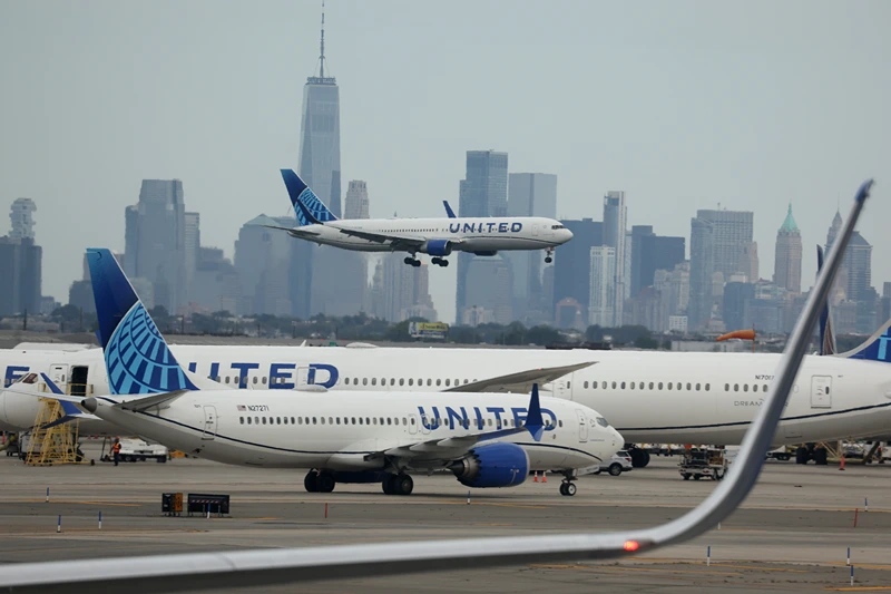 Duffy cautions that air travel will reduce to 'a trickle' during the holiday season if the government shutdown continues.