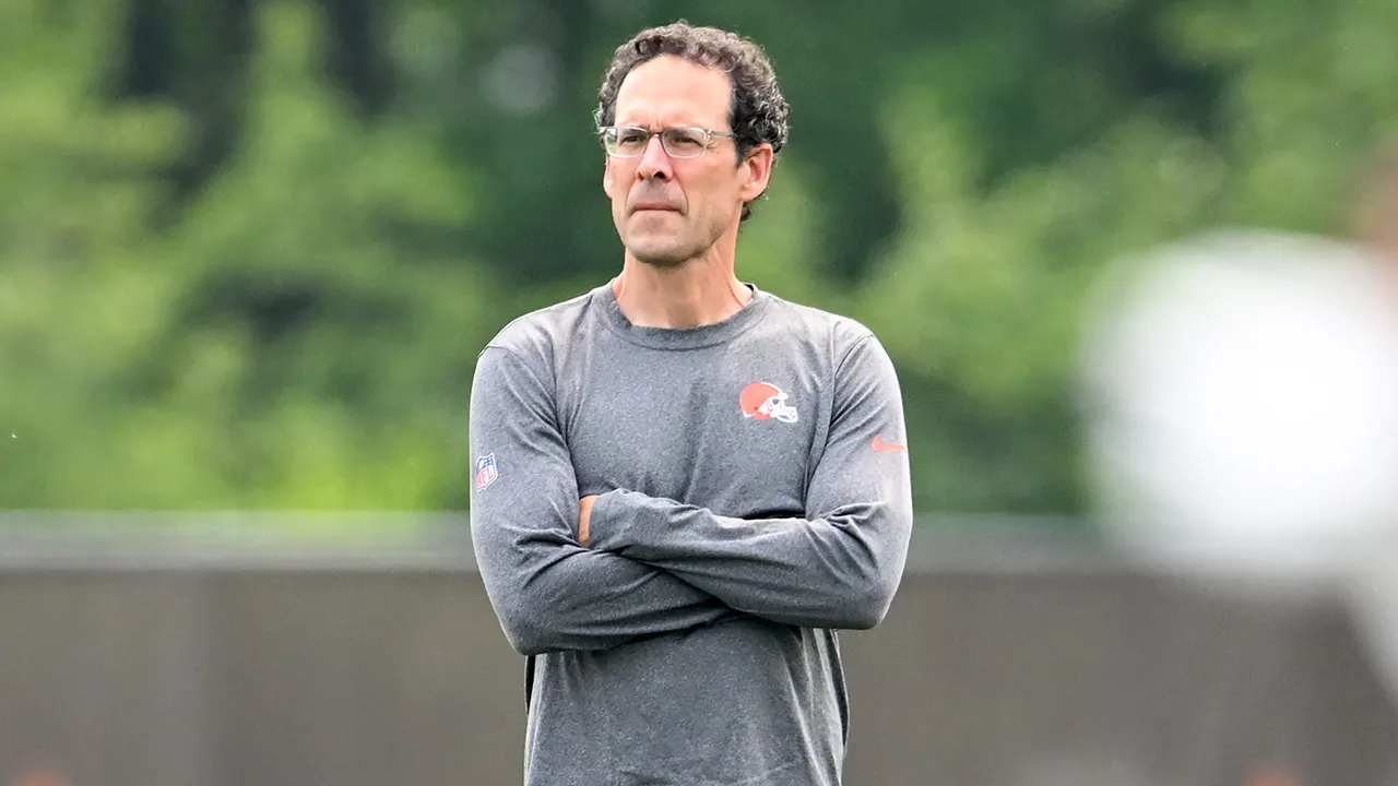 Former Browns executive Paul DePodesta calls the Deshaun Watson trade a group decision.