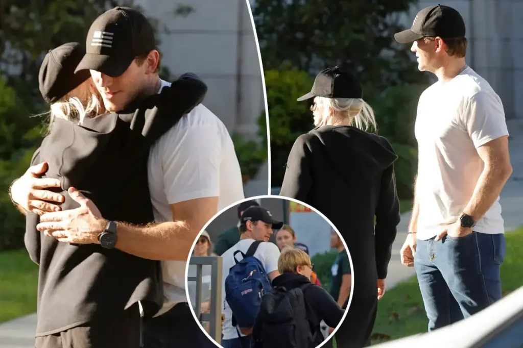 Former couple Chris Pratt and Anna Faris embrace on Thanksgiving