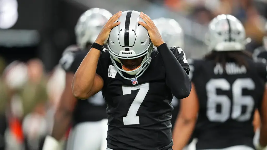 Geno Smith expressed regret for giving the middle finger to Raiders fans.