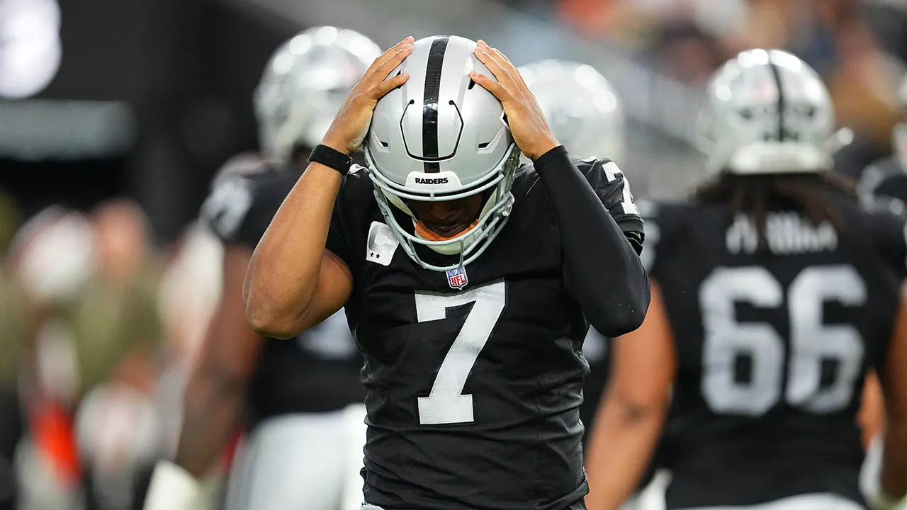 Geno Smith expressed regret for giving the middle finger to Raiders fans.