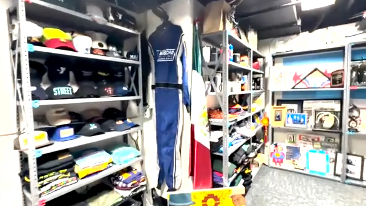 Gift room created by Mayor Johnson after investigators faced access issues