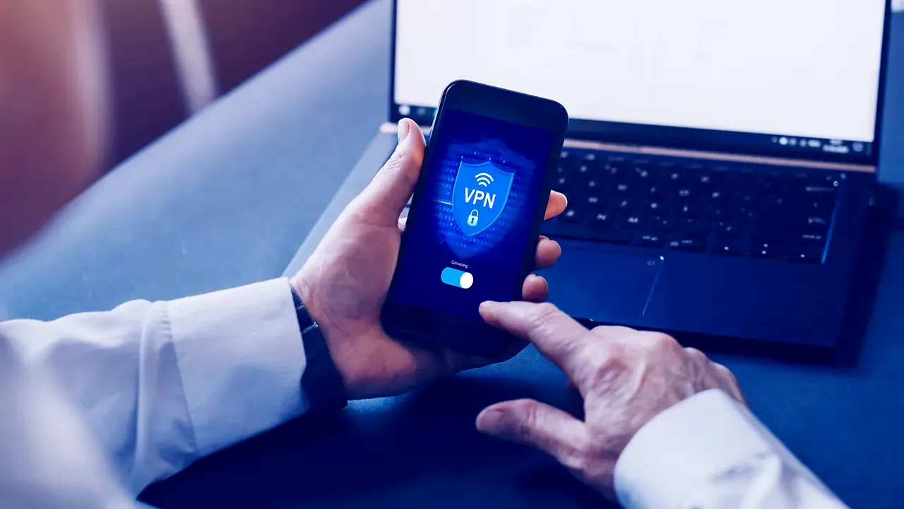 Google alerts Android users about fraudulent VPN apps that conceal harmful malware.