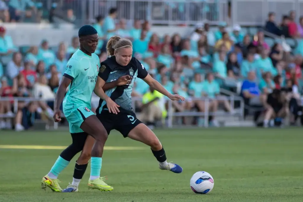 Gotham FC aims to surprise everyone in their playoff debut against powerhouse Kansas City.