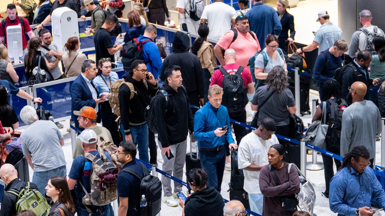 Government shutdown interrupts air travel, causing flight delays across the country