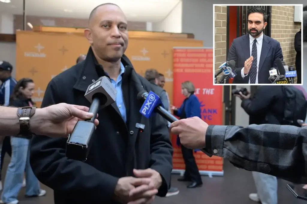 Hakeem Jeffries claims he did not talk about his left-wing primary opponent with DSA Mayor-elect Zohan Mamdani