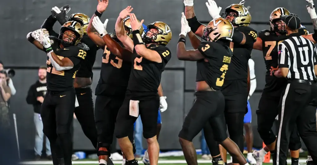 Heisman Trophy standings: 9 contenders, 3 frontrunners before Rivalry Week