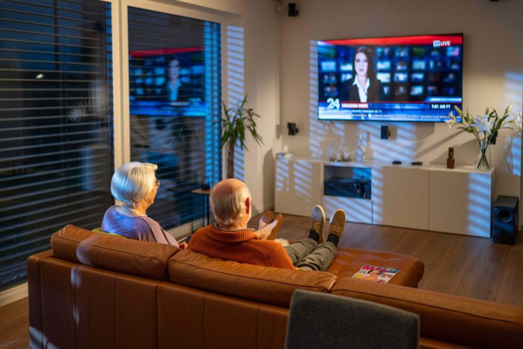 How Your News-Watching Habits Might Be Affecting Your Retirement Plans, According to Experts