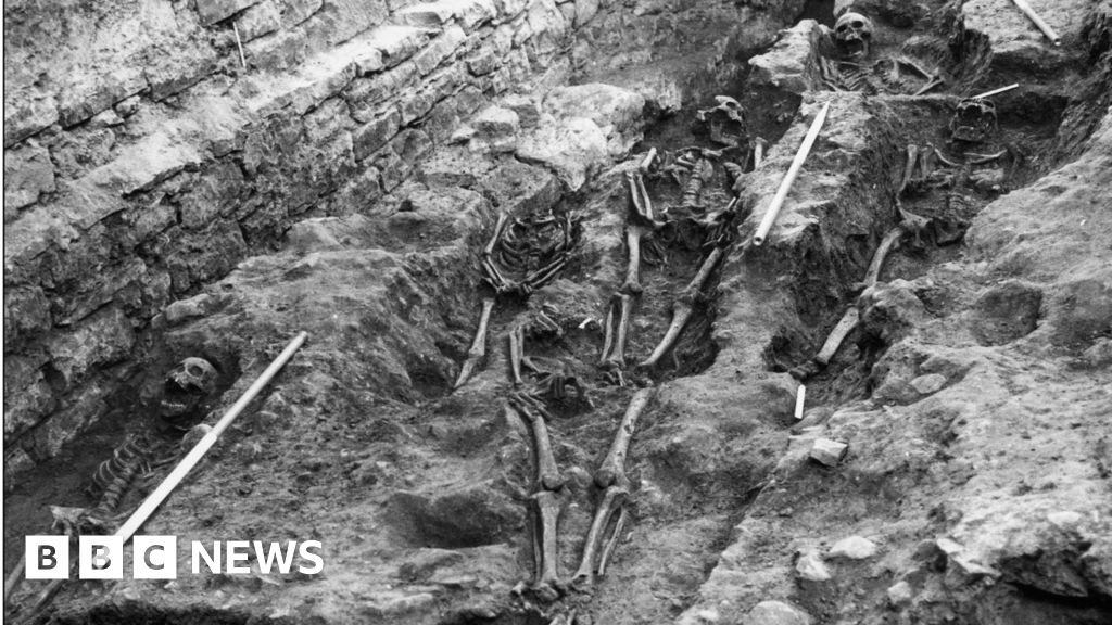 Initial scientific proof of the Black Death discovered in a skeleton in Edinburgh