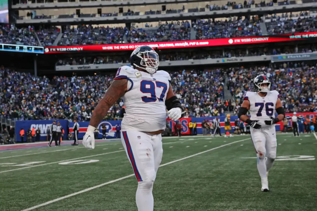 Injured Dexter Lawrence is determined to return to the Giants' lineup