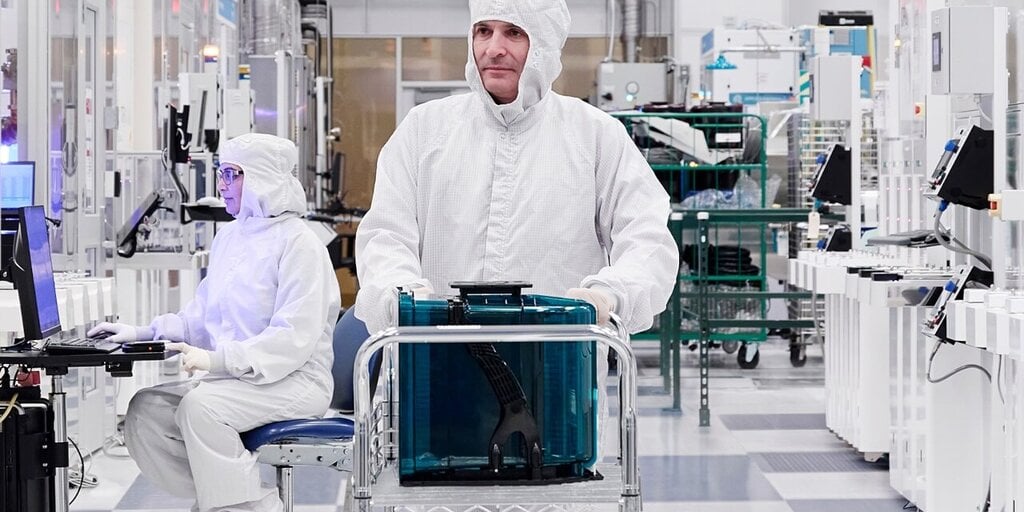 Is Bitcoin's Q-Day Approaching? New IBM Quantum Chip Projected to Reach a Significant Milestone