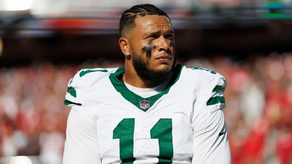 Jets players express heartfelt feelings about their star teammates being traded.