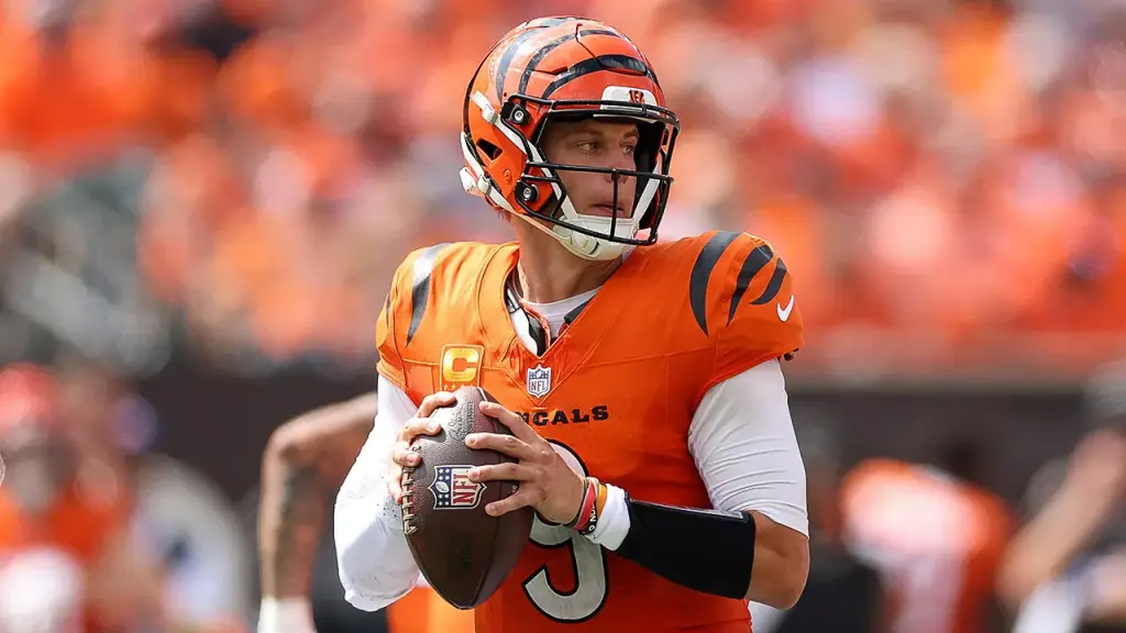 Joe Burrow dismisses worries as the 3-8 Bengals prepare for the matchup against the Ravens