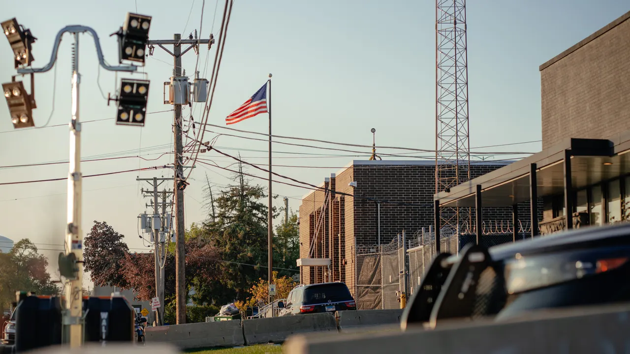 Judge in Chicago orders the release of over 600 detained immigrants due to violations